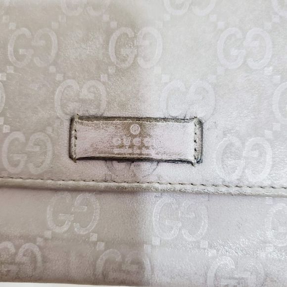 GUCCI  Authentic metallic GG leather large wallet - Picture 12 of 17